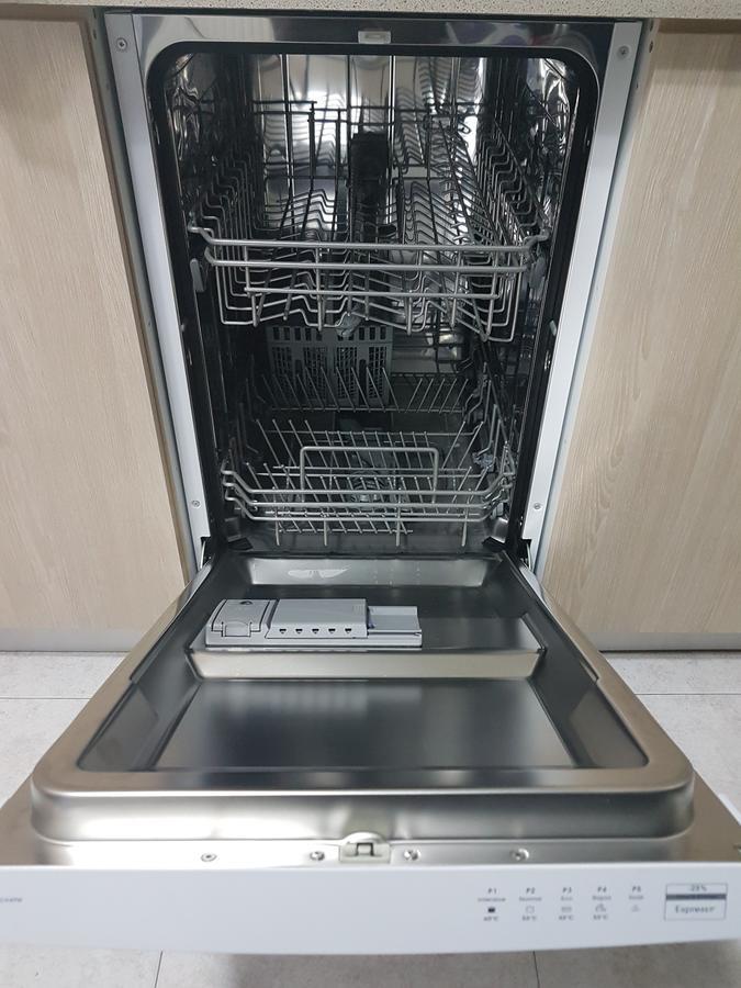 Bourlis Apartments 아스프로발타 외부 사진